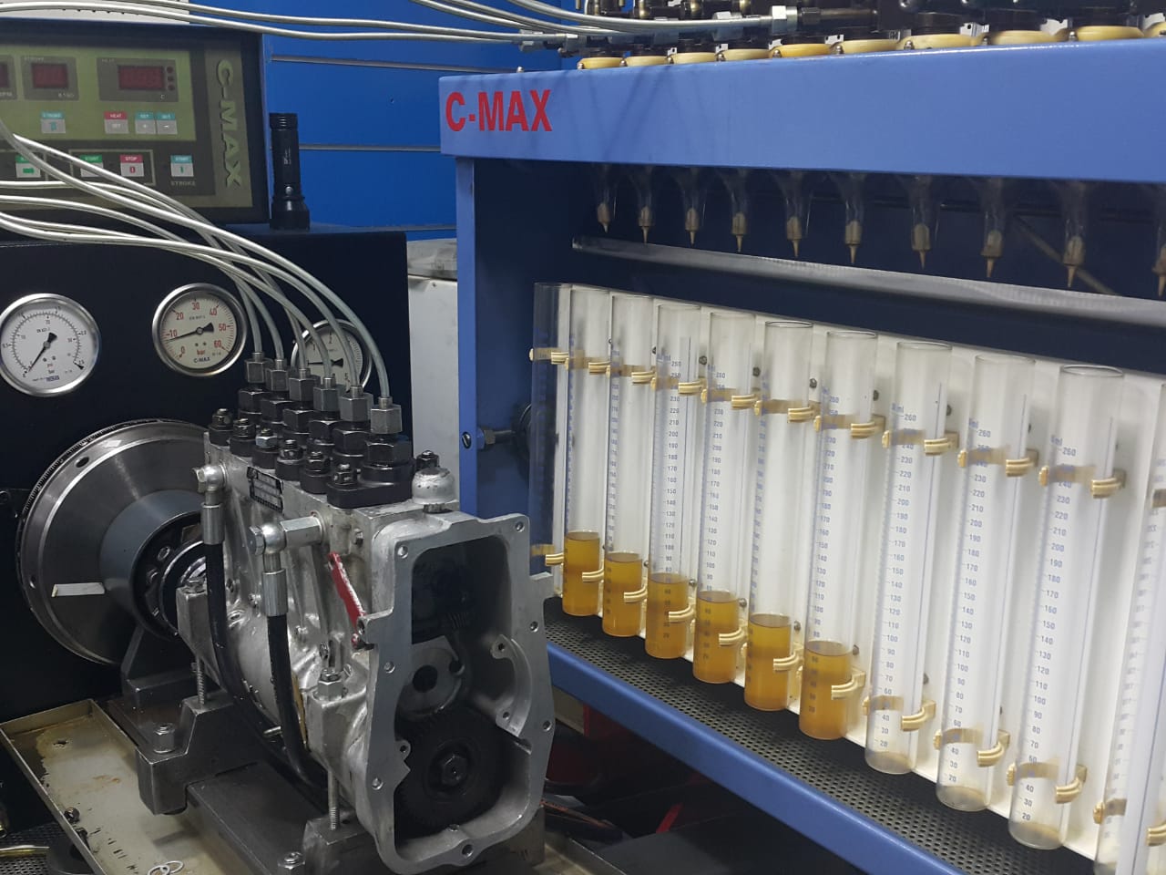 Diesel injection pump running against graduated delivery tubes